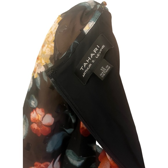 Tahari ASL Fit and Flare Long Sleeved Midi Dress size 12 - Picture 12 of 14